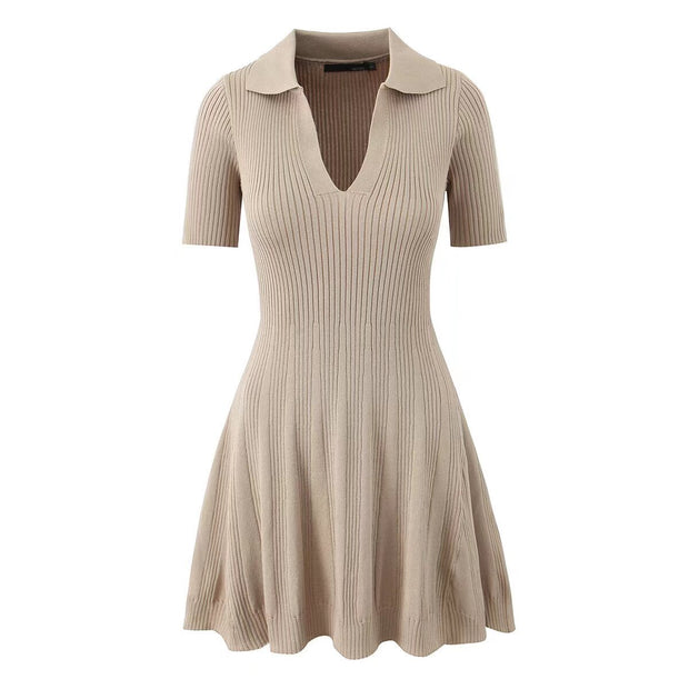 Fashionable waist cinched V-neck short sleeved knitted jumpsuit short skirt