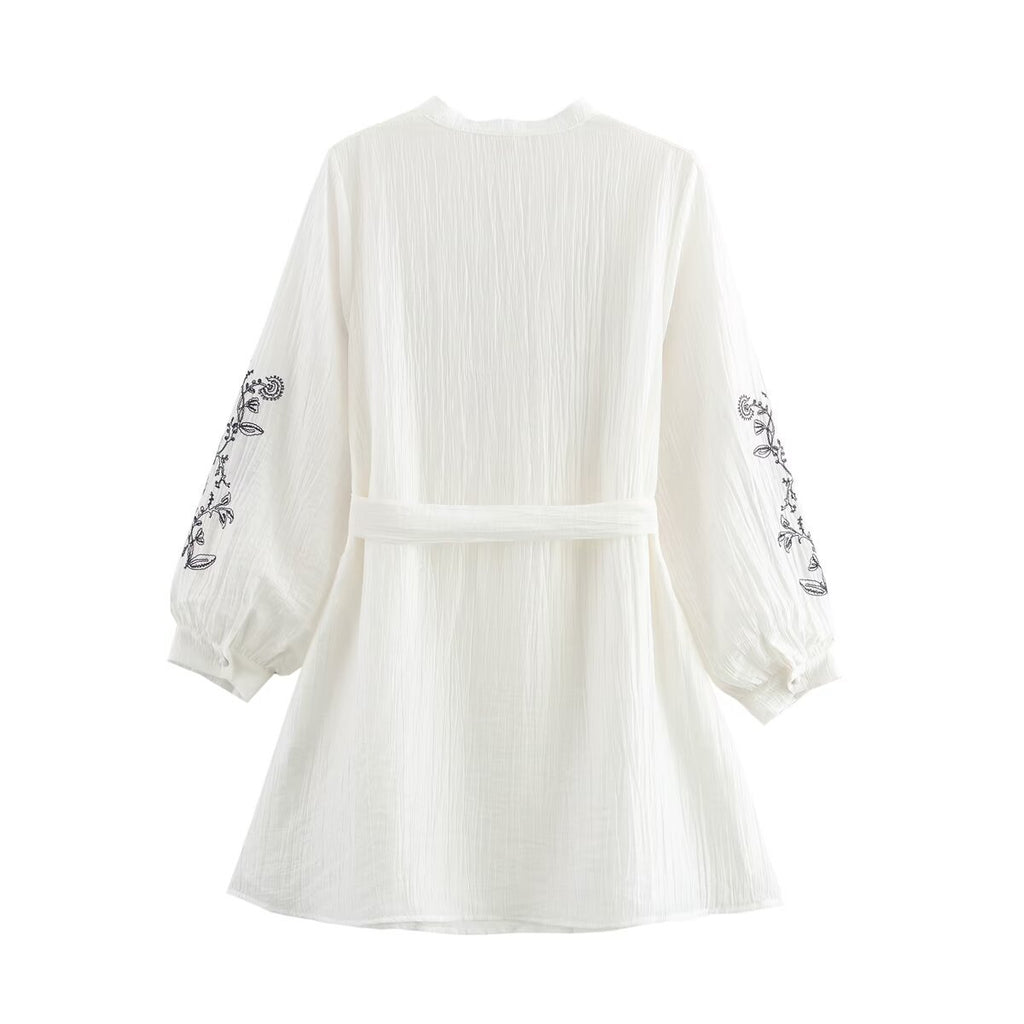 Loose long sleeved V-neck waistband embroidered chiffon dress for women